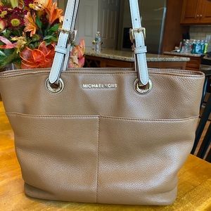 Michael Kors Brown Leather Handbag